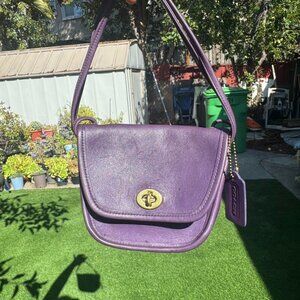 Vintage Coach Everett 9934 in 1993 Purple